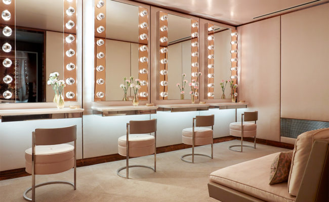 Ladies Lounge